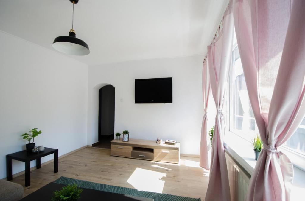 Bright Apartment Near Cismigiu And Old Town Bucarest Exterior foto